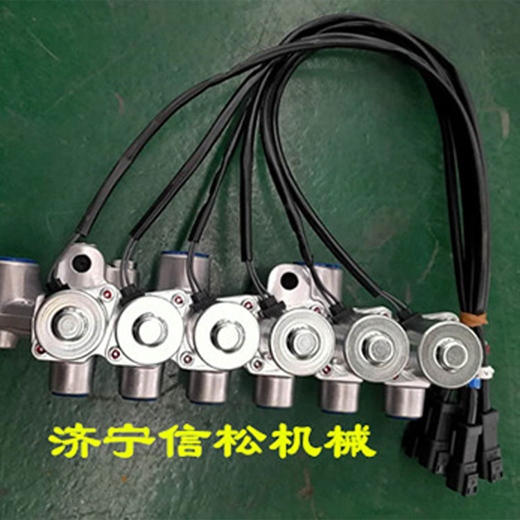 小松挖掘机PC110-8MO电磁阀组总成